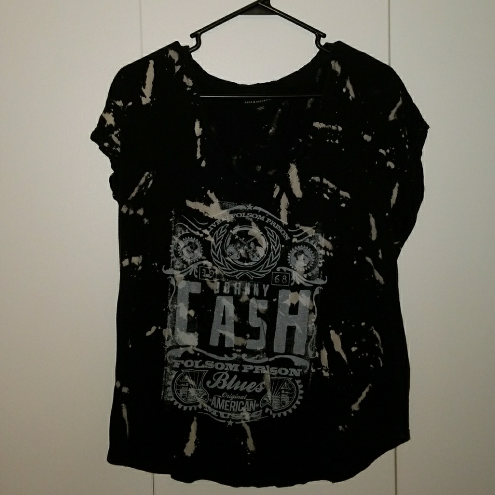 Short sleeved t-shirt